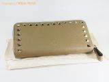 LZ13940 : 【VALENTINO/ヴァレンチノ】長財布 PW2P0645VSH ロックスタッズ カーフスキン ラウンドファスナー ベージュ レセット 瀬戸質店【中古A】【IP】の詳細はこちらから