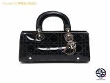 TM2208001 : DIOR ディオール レディディオール パテント エナメル レザー ハンドバックの詳細はこちらから