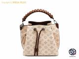 TM2209071 : LOUIS VUITTON  }qiC В^obO A M55801̏ڍׂ͂炩