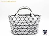 TM2209074 : BAOBAO ISSEY MIYAKE oIoICbZC~P nhobN 2WAY̏ڍׂ͂炩