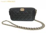 SA527716 : シャネル BOY CHANEL キャビアスキン Wファスナー チェーンショルダー付財布 チェーンウォレット A84069 黒 ゴールド金具の詳細はこちらから