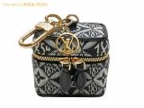 SA530763 : ルイ・ヴィトン LOUIS VUITTON キーリング/バッグチャーム ポルトクレ・ヴァニティ M00351の詳細はこちらから