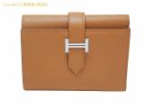 SA531165 : エルメス HERMES 三つ折り財布 ベアン コンビネ ヴェルソ セサミ/ブループリュム ヴォーエプソン シルバー金具 U刻印の詳細はこちらから