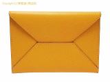 SA531622 : エルメス HERMES カードケース エンヴェロップMM/エンベロープMM ジョーヌ クシュベルの詳細はこちらから