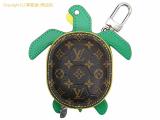 SA532404 : ルイ・ヴィトン LOUIS VUITTON モノグラム バッグチャーム/小物入れ/イヤホンケース キーホルダー・LV タートル M01471 アニマル 亀の詳細はこちらから