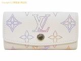 SA532528 : ルイ・ヴィトン LOUIS VUITTON マヒナ 4本用キーケース ミュルティクレ4 M25629 ドリームベージュの詳細はこちらから