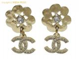 SA532580 : シャネル CHANEL カメリア CCマーク ラインストーン ピアス ABE978 I25Cの詳細はこちらから