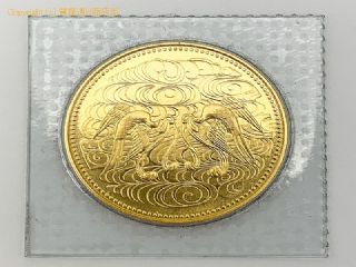 天皇陛下御在位60年記念 10万円金貨 K24 純金 昭和61年 ブリスターパック入り 【 TM2005124 】の基本紹介画像