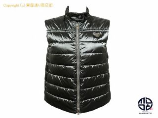 プラダ PRADA プラダ ジレ ジップアップ ダウンベスト レディース 服 アパレル サイズ38 【 TM2207112 】の基本紹介画像