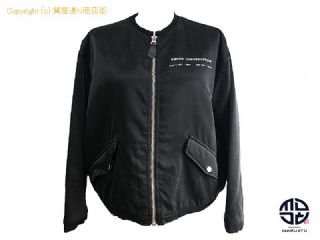 マルジェラ MM6 Maison Margiela プリンテッド サテン ボンバー ブルゾン ブラック 【 TM2207113 】の基本紹介画像