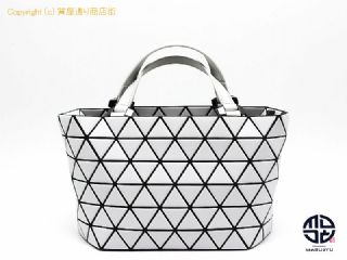 BAOBAO BAOBAO ISSEY MIYAKE バオバオイッセイミヤケ ハンドバック 2WAY 【 TM2209074 】の基本紹介画像