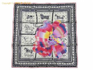 エルメス エルメス HERMES シルクバンダナ55/カレ55 バンダナ・フルリ 馬着 京都マーブル ブラック/ホワイト/マルチカラー 【 SA532599 】の基本紹介画像