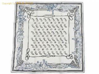 エルメス エルメス HERMES シルクバンダナ55/カレ55 星降る渓谷 ホワイト/マリン/ブラック 【 SA532604 】の基本紹介画像
