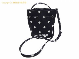 バレンシアガ バレンシアガ BALENCIAGA ウイール キャンバス ドッツ ドローストリング 巾着 ハンドバッグ/ショルダーバッグ 656682 ブラック/ホワイト 【 SA532708 】の基本紹介画像
