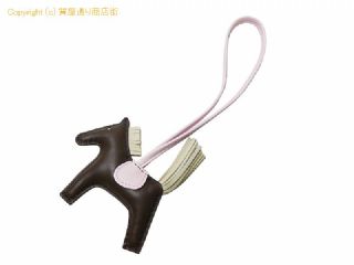 エルメス エルメス HERMES バッグチャーム ロデオPM ショコラ/クレ/ローズダーリン K刻印 【 SA532763 】の基本紹介画像