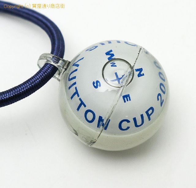 ルイ ヴィトン LOUIS VUITTON カップ 2000年 コンパス 方位磁石  チャーム ネックレス チョーカー 【 TM2009023 】のオプション紹介画像(4) ルイ ヴィトン LOUIS VUITTON カップ 2000年 コンパス 方位磁石  チャーム ネックレス チョーカー 【 TM2009023 】のオプション紹介画像(4)
