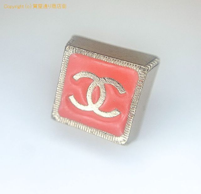シャネル CHANEL シャネル ココマーク ピンブローチ 03P刻印 【 TM2009048 】のオプション紹介画像(3) シャネル CHANEL シャネル ココマーク ピンブローチ 03P刻印 【 TM2009048 】のオプション紹介画像(3)