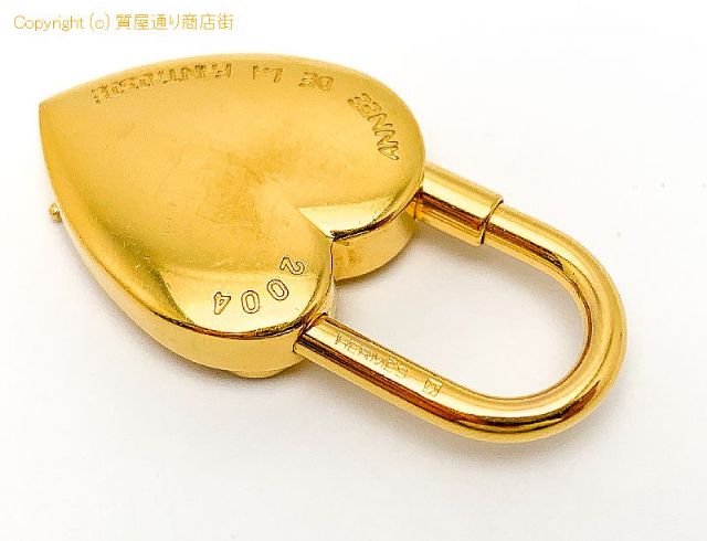 エルメス HERMES エルメス 2004 ANNEE DE LA FANTAISIE ファンタジー ハート カデナ チャーム ペンダント 【 TM2009160 】のオプション紹介画像(4) エルメス HERMES エルメス 2004 ANNEE DE LA FANTAISIE ファンタジー ハート カデナ チャーム ペンダント 【 TM2009160 】のオプション紹介画像(4)