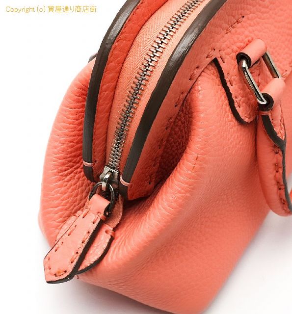 フェンディ セレリア FENDI フェンディ  セレリア  ミニアデーレ 2WAYショルダーバック 【 TM2104158 】のオプション紹介画像(2) フェンディ セレリア FENDI フェンディ  セレリア  ミニアデーレ 2WAYショルダーバック 【 TM2104158 】のオプション紹介画像(2)