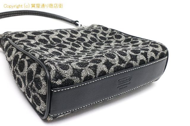 コーチ コーチ ミニシグネチャー ポーチ 【 TM2107042 】のオプション紹介画像(4) コーチ コーチ ミニシグネチャー ポーチ 【 TM2107042 】のオプション紹介画像(4)