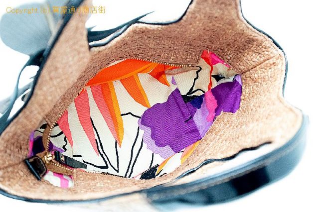 ケイトスペード Kate Spade ケイトスペード  カゴ ハンドバック 【 TM2108115 】のオプション紹介画像(4) ケイトスペード Kate Spade ケイトスペード  カゴ ハンドバック 【 TM2108115 】のオプション紹介画像(4)