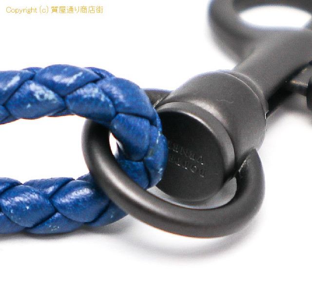 ボッテガヴェネタ ボッテガヴェネタ  イントレチャート 青 ナッパ ネックストラップ キーホルダー ※リング欠品 【 TM2205087 】のオプション紹介画像(2) ボッテガヴェネタ ボッテガヴェネタ  イントレチャート 青 ナッパ ネックストラップ キーホルダー ※リング欠品 【 TM2205087 】のオプション紹介画像(2)