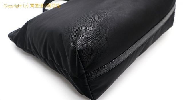 プラダ PRADA プラダ サフィアーノ トートバック 2VG086 【 TM2208107 】のオプション紹介画像(2) プラダ PRADA プラダ サフィアーノ トートバック 2VG086 【 TM2208107 】のオプション紹介画像(2)