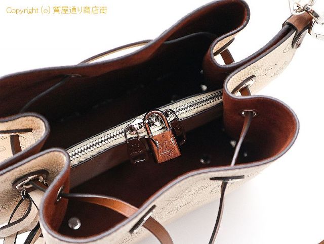 ルイ ヴィトン マヒナ LOUIS VUITTON  マヒナライン 巾着型バッグ ムリア M55801 【 TM2209071 】のオプション紹介画像(2) ルイ ヴィトン マヒナ LOUIS VUITTON  マヒナライン 巾着型バッグ ムリア M55801 【 TM2209071 】のオプション紹介画像(2)