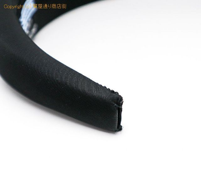 プラダ PRADA プラダ Re-Nylon トライアングルロゴ ヘッドバンド カチューシャ 【 TM2302012 】のオプション紹介画像(4) プラダ PRADA プラダ Re-Nylon トライアングルロゴ ヘッドバンド カチューシャ 【 TM2302012 】のオプション紹介画像(4)