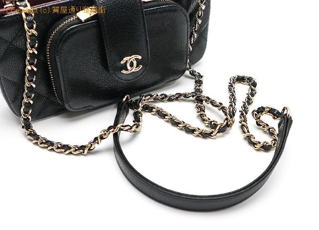 シャネル CHANEL シャネル フォンケース チェーンバック 22C ショルダーバック 【 TM2302050 】のオプション紹介画像(5) シャネル CHANEL シャネル フォンケース チェーンバック 22C ショルダーバック 【 TM2302050 】のオプション紹介画像(5)