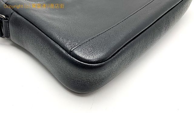 ダンヒル DUNHILL dunhill ダンヒル カーフ ショルダーバック 【 TM2302071 】のオプション紹介画像(4) ダンヒル DUNHILL dunhill ダンヒル カーフ ショルダーバック 【 TM2302071 】のオプション紹介画像(4)