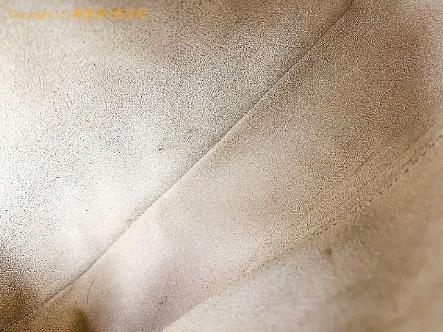 グッチ GUCCI グッチ GGキャンバス ゴールド金具 GGマーモント ショルダーバック 447632 チェーンショルダーバック 【 TM2303001 】のオプション紹介画像(5) グッチ GUCCI グッチ GGキャンバス ゴールド金具 GGマーモント ショルダーバック 447632 チェーンショルダーバック 【 TM2303001 】のオプション紹介画像(5)