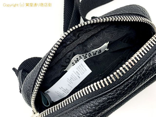 メゾンマルジェラ Maison Margiela メゾンマルジェラ 黒 ベルトバック ウエストポーチ S55WB0019/P0399 ボディバック 【 TM2303006 】のオプション紹介画像(5) メゾンマルジェラ Maison Margiela メゾンマルジェラ 黒 ベルトバック ウエストポーチ S55WB0019/P0399 ボディバック 【 TM2303006 】のオプション紹介画像(5)
