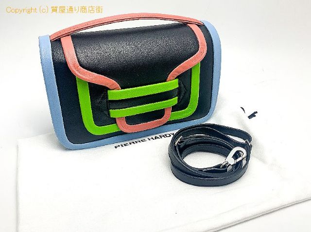 ピエールアルディ PIERRE HARDY ピエールアルディ アルファ マキシ ハンドバック 2WAYショルダーバック ラージサイズ 【 TM2305119 】のオプション紹介画像(5) ピエールアルディ PIERRE HARDY ピエールアルディ アルファ マキシ ハンドバック 2WAYショルダーバック ラージサイズ 【 TM2305119 】のオプション紹介画像(5)