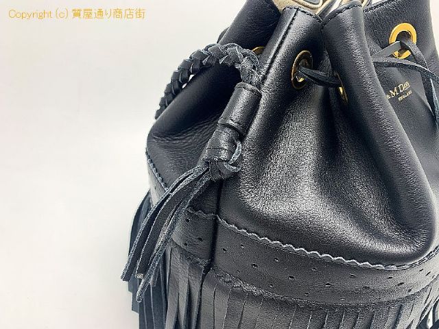 ジェイアンドエムデヴィッドソン J&M DAVIDSON ジェイアンドエムデヴィッドソン 黒 レザー カーニバル 巾着型 フリンジ ショルダーバック ラージ 【 TM2306060 】のオプション紹介画像(5) ジェイアンドエムデヴィッドソン J&M DAVIDSON ジェイアンドエムデヴィッドソン 黒 レザー カーニバル 巾着型 フリンジ ショルダーバック ラージ 【 TM2306060 】のオプション紹介画像(5)