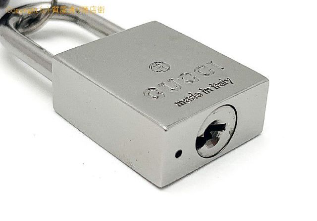 グッチ GUCCI グッチ カデナ 鍵  クロシェット セット※ポスト投稿でのご発送になります。 【 TM2308006 】のオプション紹介画像(3) グッチ GUCCI グッチ カデナ 鍵  クロシェット セット※ポスト投稿でのご発送になります。 【 TM2308006 】のオプション紹介画像(3)