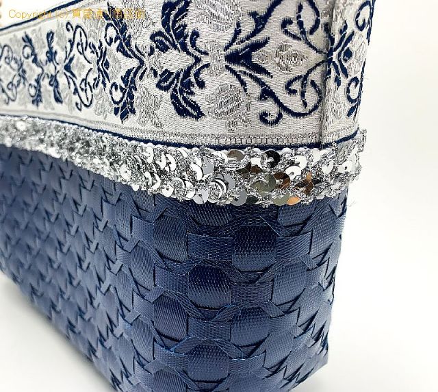 ジョリーズ jollies ジョリーズ パール調ハンドル スパンコール かごバック ハンドバック 【 TM2308010 】のオプション紹介画像(4) ジョリーズ jollies ジョリーズ パール調ハンドル スパンコール かごバック ハンドバック 【 TM2308010 】のオプション紹介画像(4)