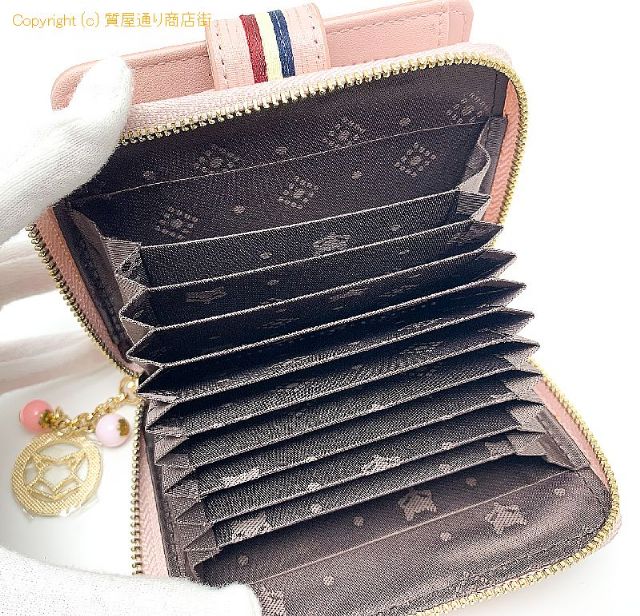フォクシー FOXER フォクシー レディース 2つ折り財布 サイフ 小銭入れ付き 【 TM2308018 】のオプション紹介画像(5) フォクシー FOXER フォクシー レディース 2つ折り財布 サイフ 小銭入れ付き 【 TM2308018 】のオプション紹介画像(5)