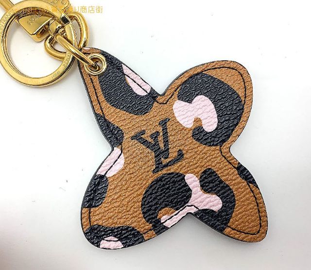 ルイ ヴィトン LOUIS VUITTON ルイヴィトン ポルトクレ イリュストレ ワイルド アット ハート キーホルダー M00424 バックチャーム 【 TM2308048 】のオプション紹介画像(1) ルイ ヴィトン LOUIS VUITTON ルイヴィトン ポルトクレ イリュストレ ワイルド アット ハート キーホルダー M00424 バックチャーム 【 TM2308048 】のオプション紹介画像(1)