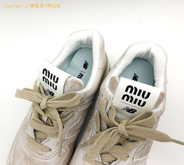 ミュウミュウ MIUMIU x NEW BALANCE ミュウミュウ x ニューバランス コラボ 574 スニーカー レディース クツ サイズ37 靴 アパレル 【 TM2309007 】のオプション紹介画像(2) ミュウミュウ MIUMIU x NEW BALANCE ミュウミュウ x ニューバランス コラボ 574 スニーカー レディース クツ サイズ37 靴 アパレル 【 TM2309007 】のオプション紹介画像(2)