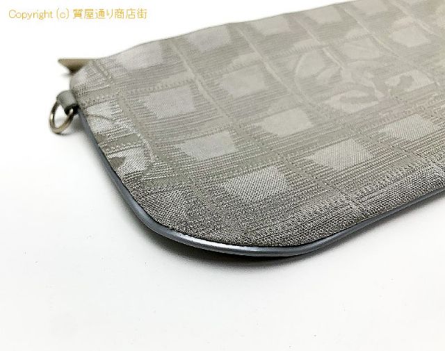 シャネル CHANEL シャネル ニュートラベルライン ココマーク グレー ポーチ 小物入れ 【 TM2311191 】のオプション紹介画像(2) シャネル CHANEL シャネル ニュートラベルライン ココマーク グレー ポーチ 小物入れ 【 TM2311191 】のオプション紹介画像(2)