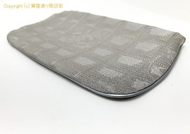 シャネル CHANEL シャネル ニュートラベルライン ココマーク グレー ポーチ 小物入れ 【 TM2311191 】のオプション紹介画像(3) シャネル CHANEL シャネル ニュートラベルライン ココマーク グレー ポーチ 小物入れ 【 TM2311191 】のオプション紹介画像(3)