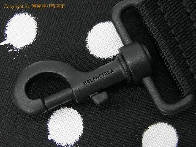 バレンシアガ バレンシアガ BALENCIAGA キャンバス スプレードット ショルダーバッグ/ボディバッグ 656060 ブラック/ホワイト 【 SA532522 】のオプション紹介画像(2) バレンシアガ バレンシアガ BALENCIAGA キャンバス スプレードット ショルダーバッグ/ボディバッグ 656060 ブラック/ホワイト 【 SA532522 】のオプション紹介画像(2)