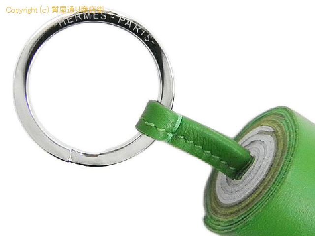 エルメス エルメス HERMES キーリング カルメン トリコロール ヴェールユッカ/ヴェールクリケット/モーヴペール 【 SA532529 】のオプション紹介画像(1) エルメス エルメス HERMES キーリング カルメン トリコロール ヴェールユッカ/ヴェールクリケット/モーヴペール 【 SA532529 】のオプション紹介画像(1)