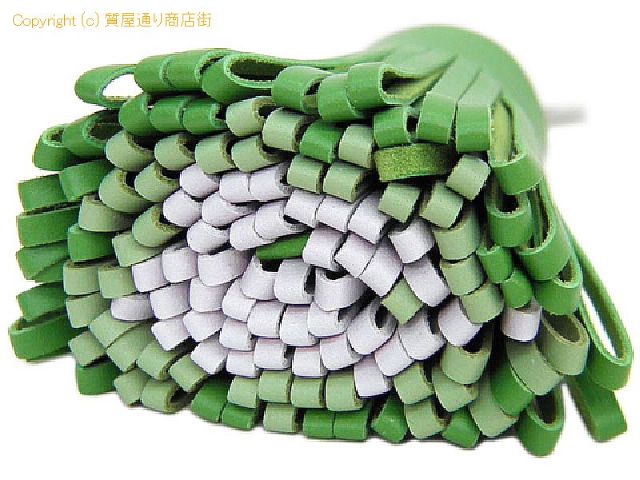 エルメス エルメス HERMES キーリング カルメン トリコロール ヴェールユッカ/ヴェールクリケット/モーヴペール 【 SA532529 】のオプション紹介画像(2) エルメス エルメス HERMES キーリング カルメン トリコロール ヴェールユッカ/ヴェールクリケット/モーヴペール 【 SA532529 】のオプション紹介画像(2)