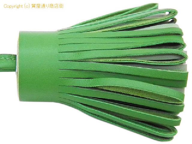 エルメス エルメス HERMES キーリング カルメン トリコロール ヴェールユッカ/ヴェールクリケット/モーヴペール 【 SA532529 】のオプション紹介画像(3) エルメス エルメス HERMES キーリング カルメン トリコロール ヴェールユッカ/ヴェールクリケット/モーヴペール 【 SA532529 】のオプション紹介画像(3)